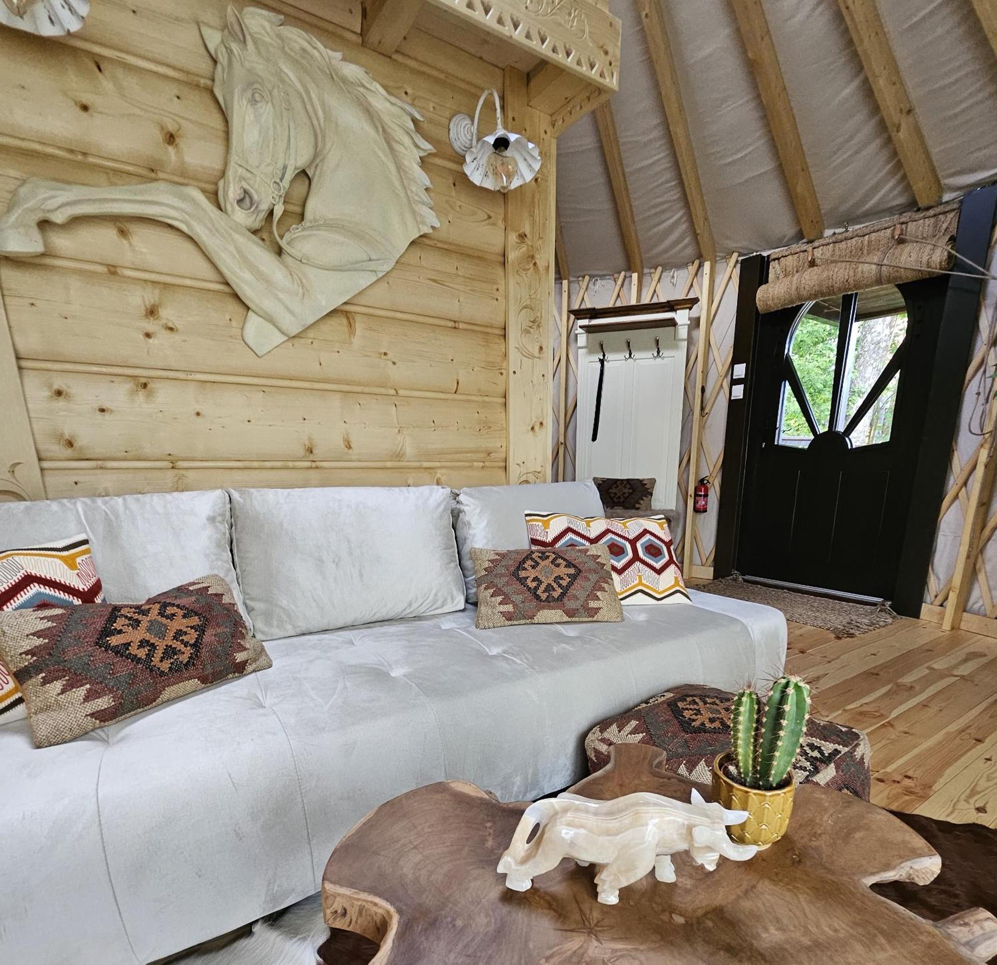 Jurta Na Wypasie - Luksusowy Namiot Z Widokiem Na Gory - Jacuzzi, Sauna, Split Ac, Private, Star View זקופאנה מראה חיצוני תמונה