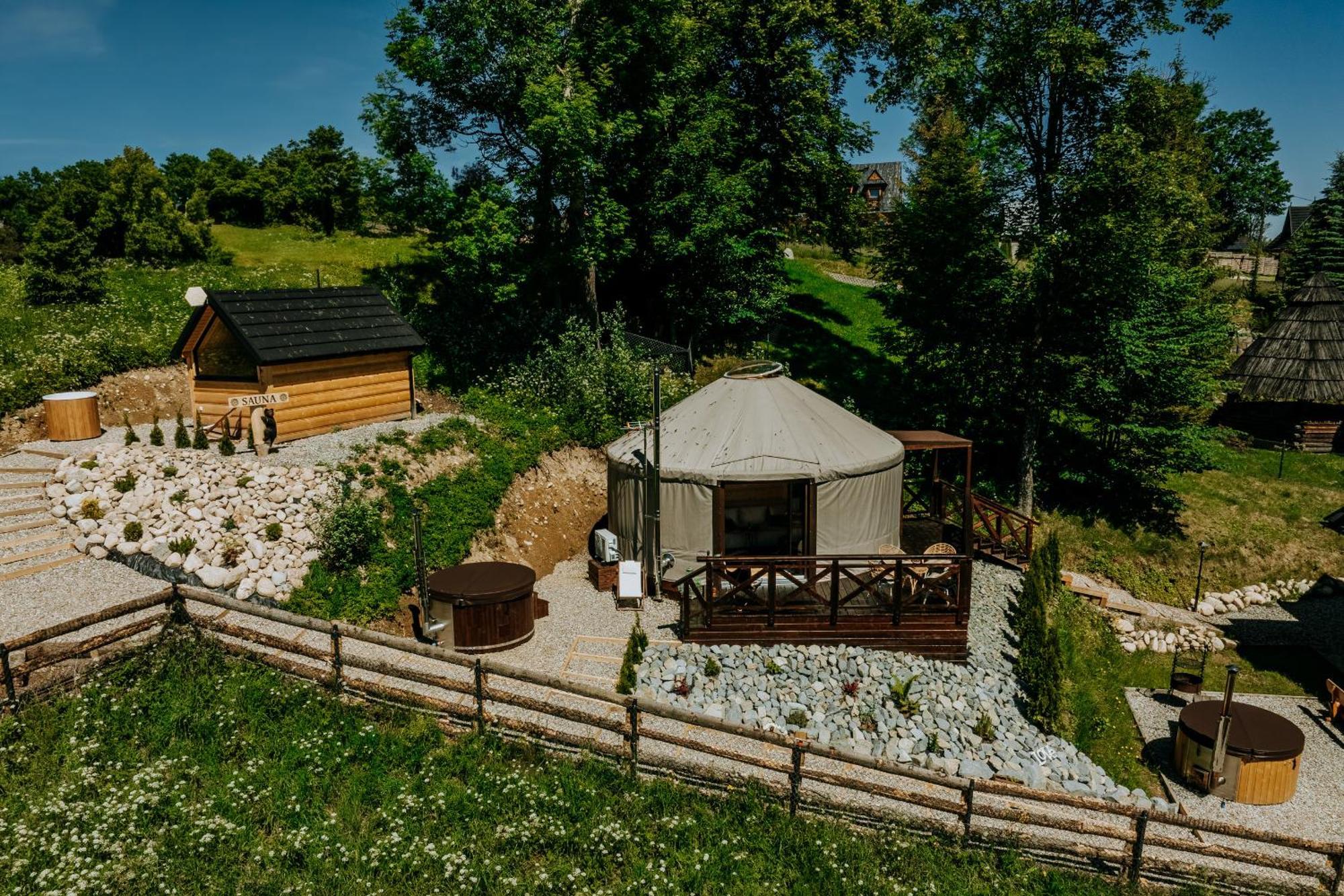 Jurta Na Wypasie - Luksusowy Namiot Z Widokiem Na Gory - Jacuzzi, Sauna, Split Ac, Private, Star View זקופאנה מראה חיצוני תמונה